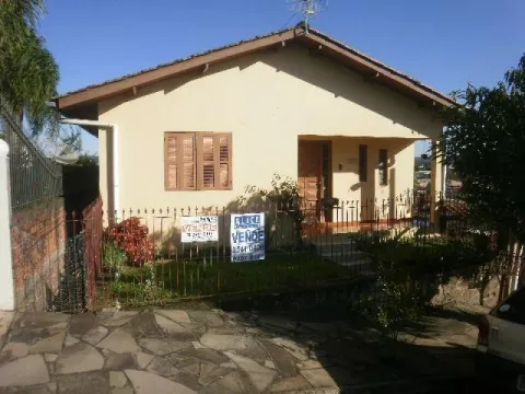 Casa com 5 quartos, 2 banheiros e 138m² à venda no bairro Cruzeiro do Sul, Taquara