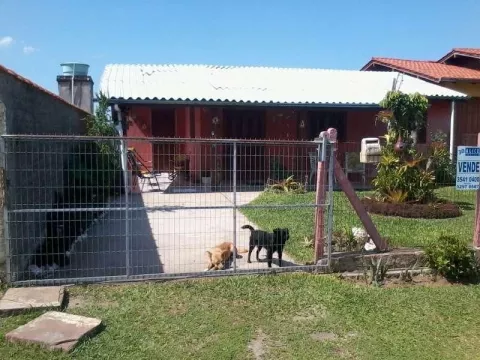 Casa com 3 quartos, 1 banheiro e 95m² à venda no bairro Petropolis, Taquara