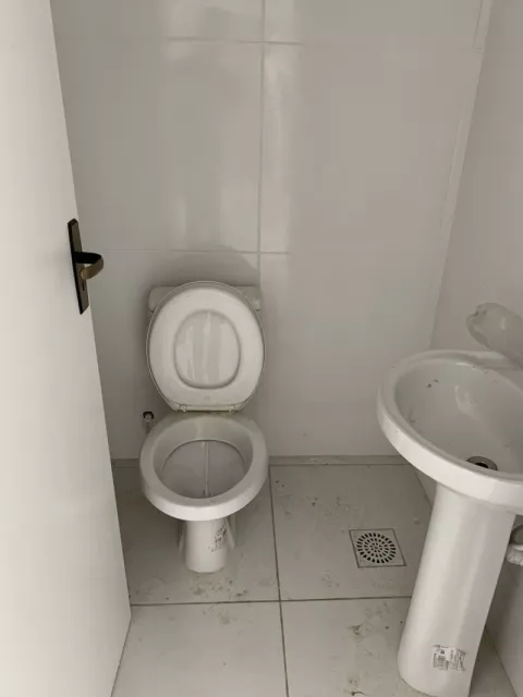Sala Superior com 1 banheiro e 65m² para alugar no bairro Centro, Parobe
