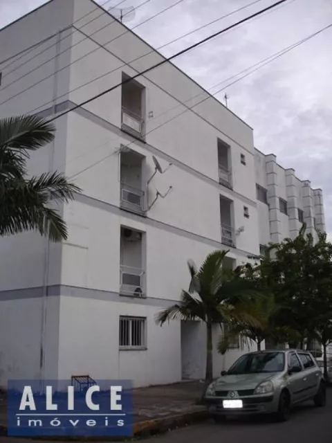 Kitnet com 1 banheiro para alugar no bairro Guaruja, Parobe