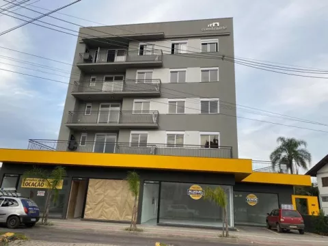 Apartamento com 2 quartos, 1 banheiro e 140m² à venda no bairro Centro, Igrejinha